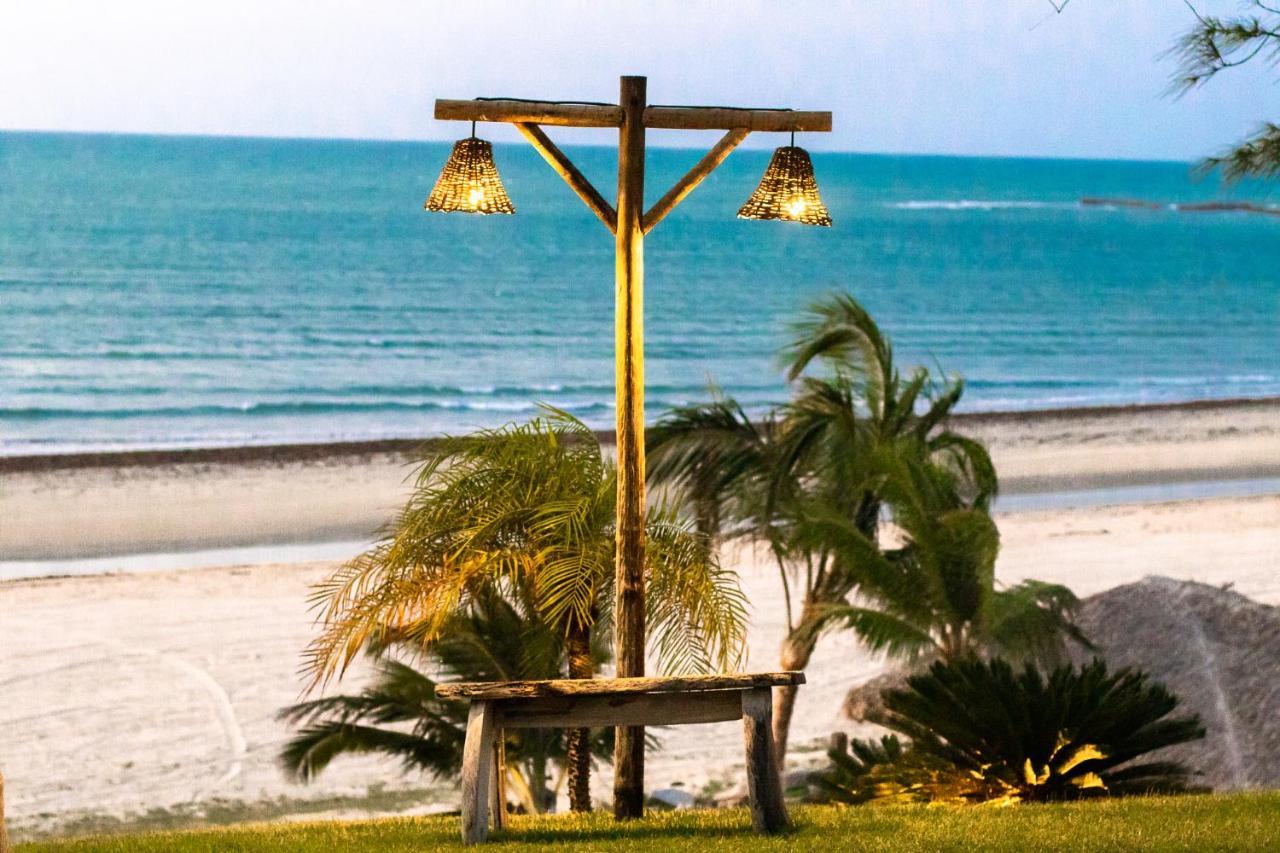 Collina Beach Amontada Luaran gambar